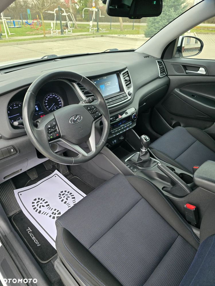 Hyundai Tucson blue 1.6 GDi 2WD Navi - 16