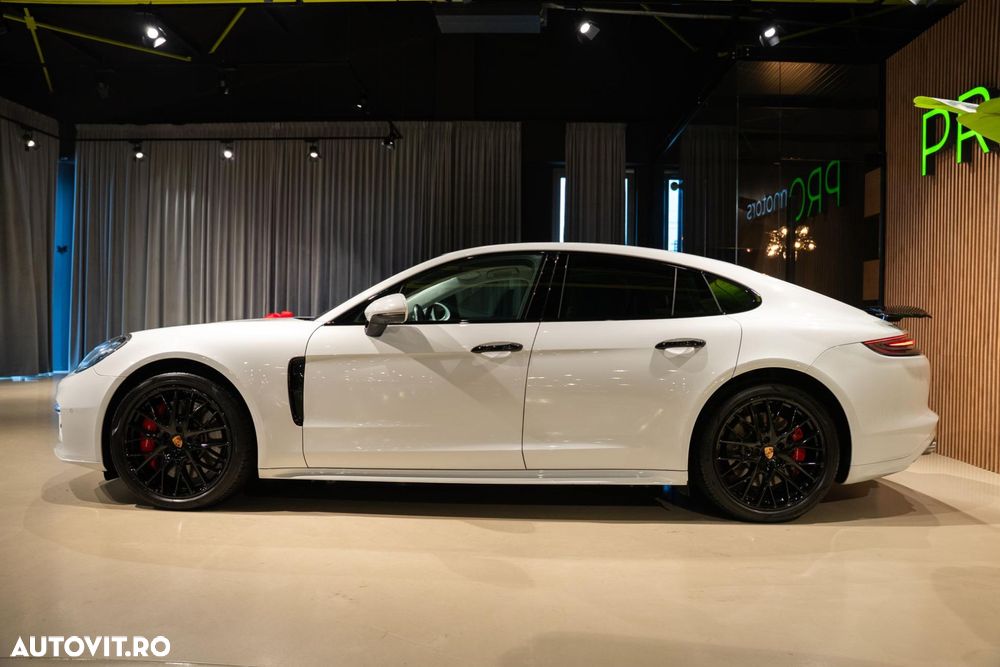 Porsche Panamera - 29