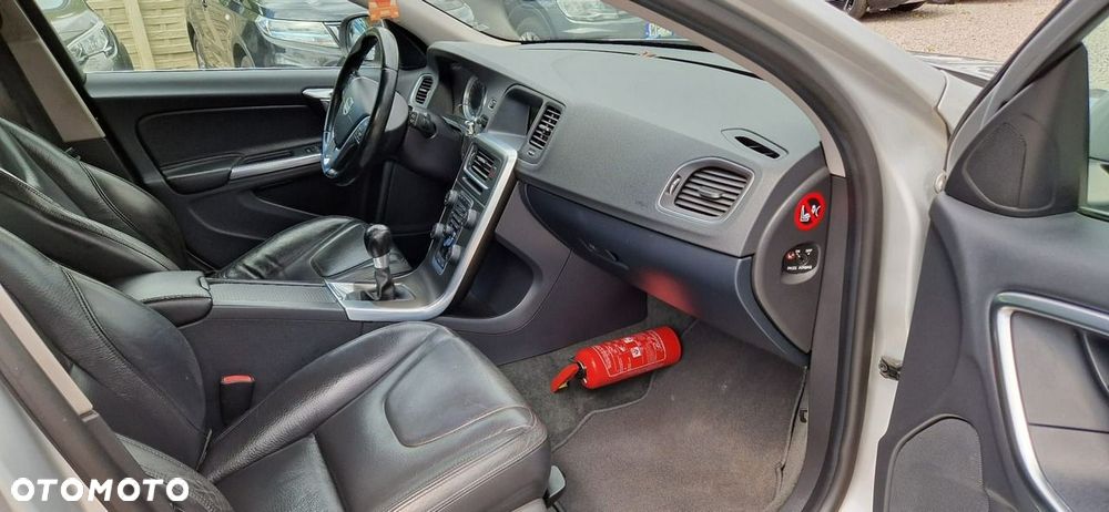 Volvo V60 - 33