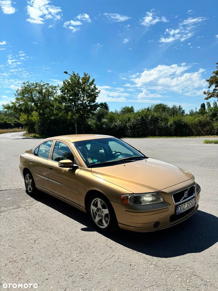 Volvo S60 2.4D5 Momentum - 8