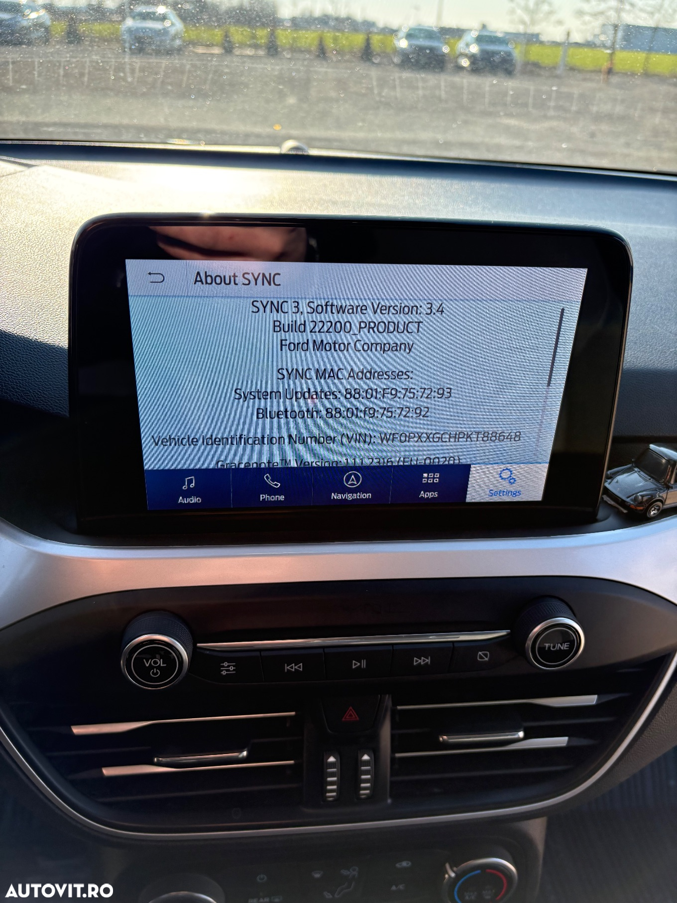 Ford Focus 1.5 EcoBlue Start-Stopp-System TITANIUM - 11