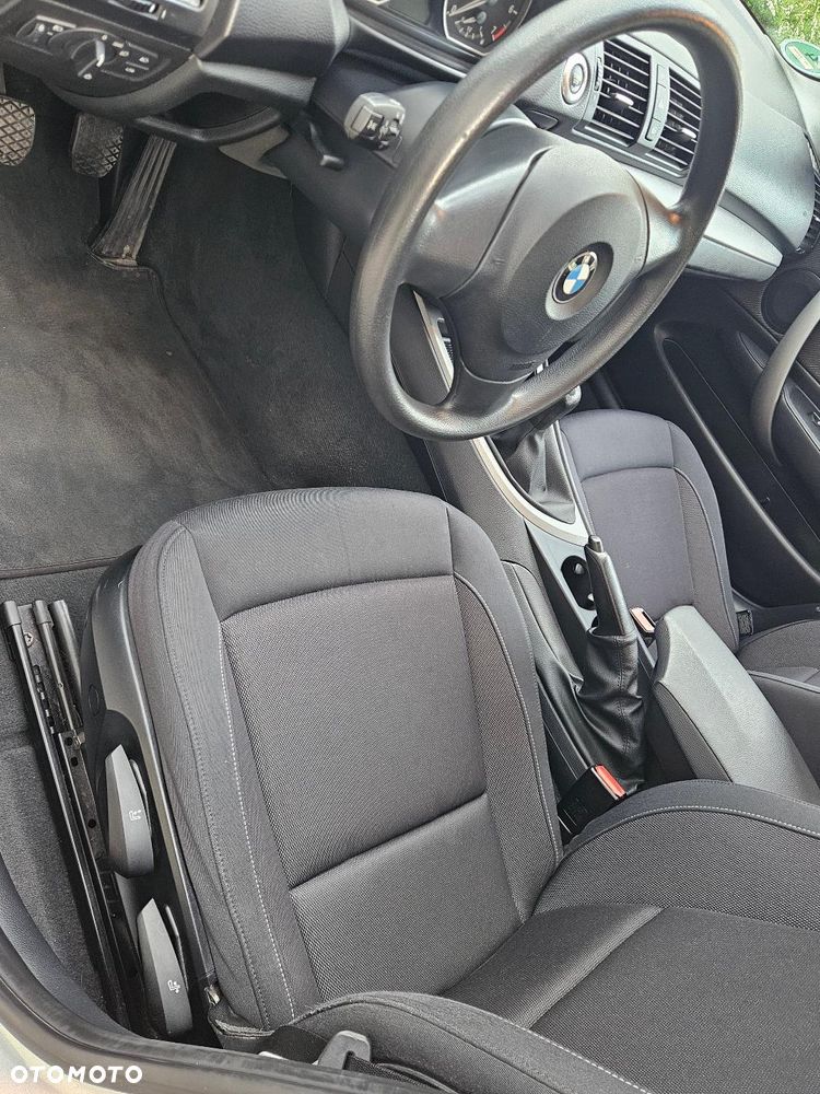 BMW Seria 1 - 12