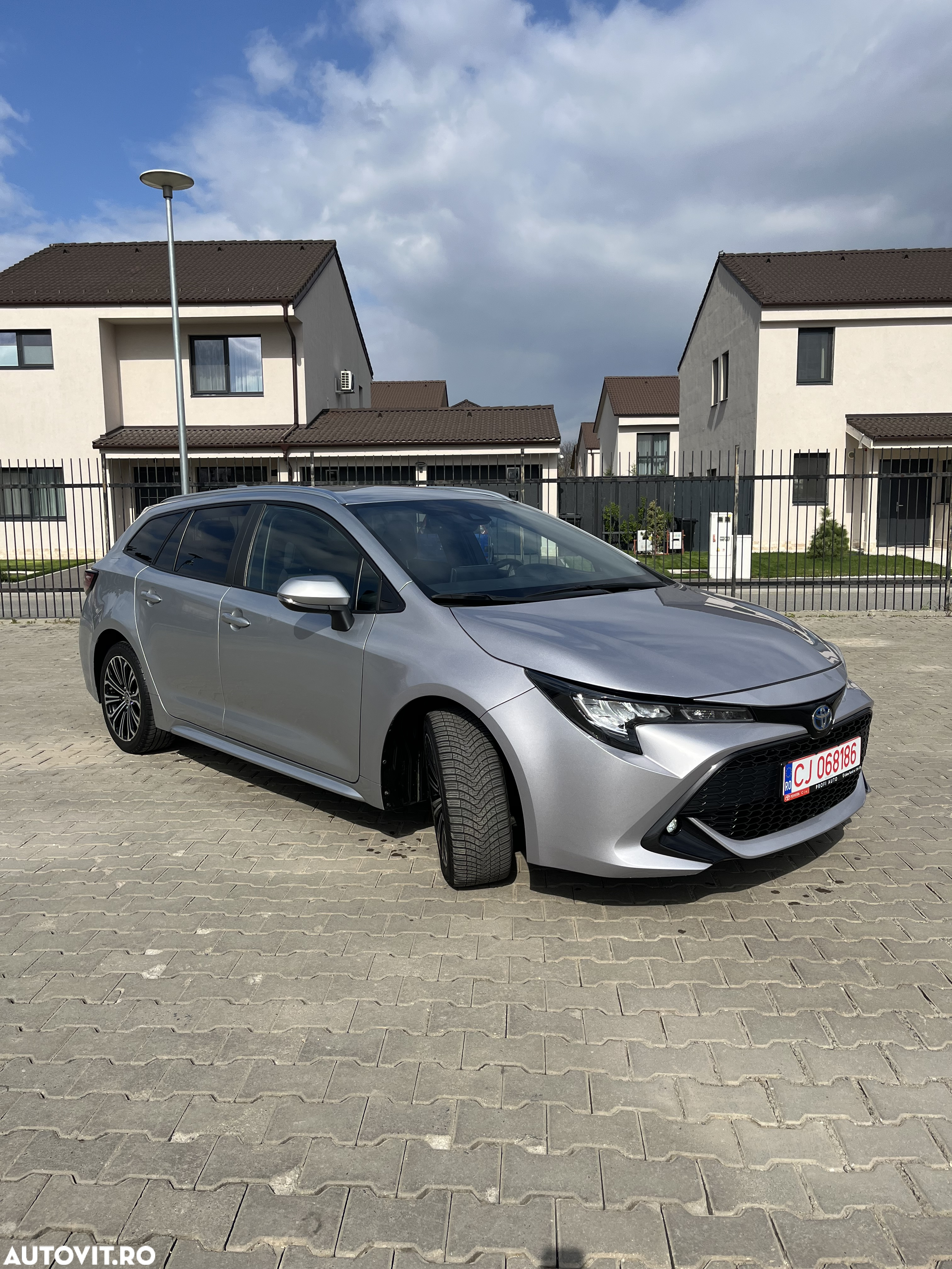 Toyota Corolla - 2
