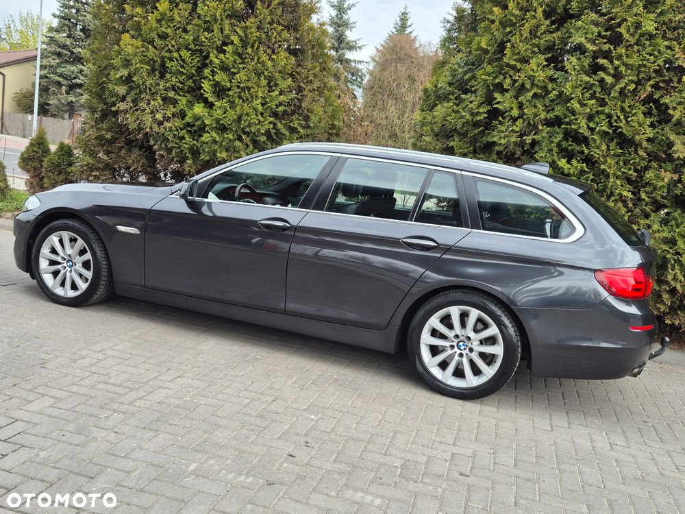 BMW Seria 5 520i - 8