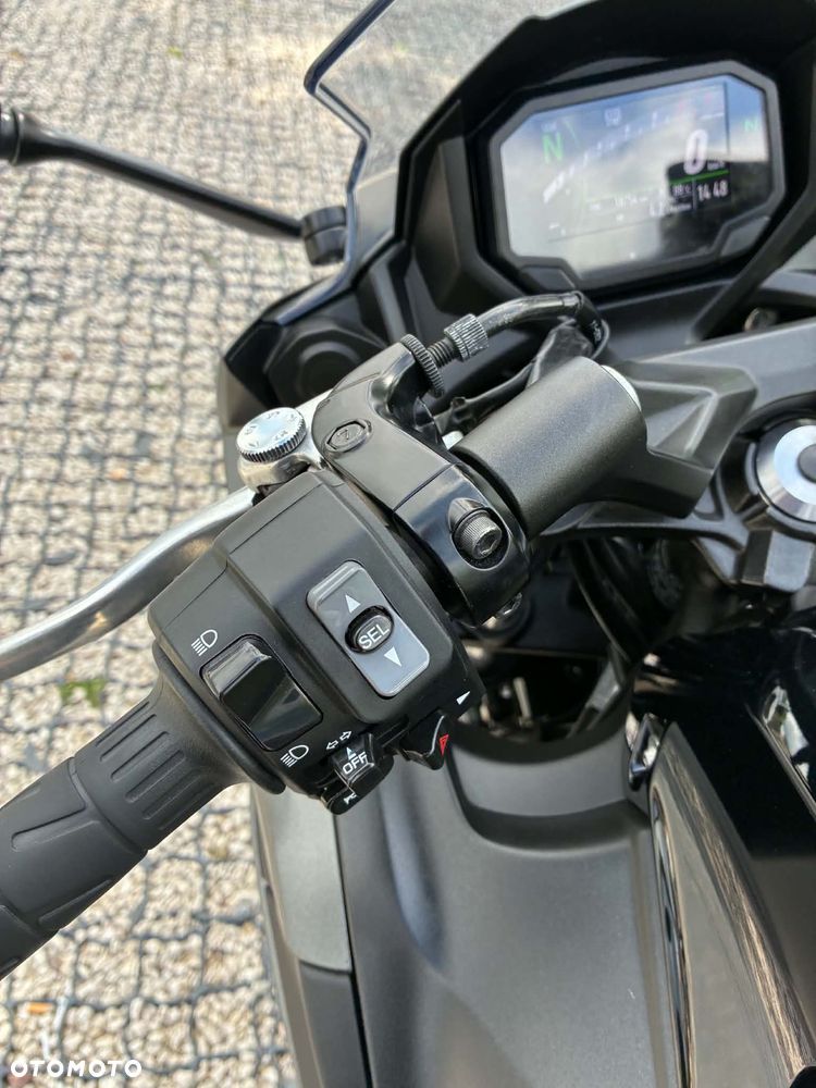 Kawasaki Ninja - 9