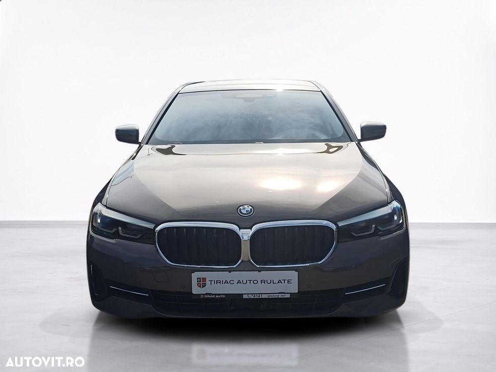 BMW 5 Series 2021 — imagine 8