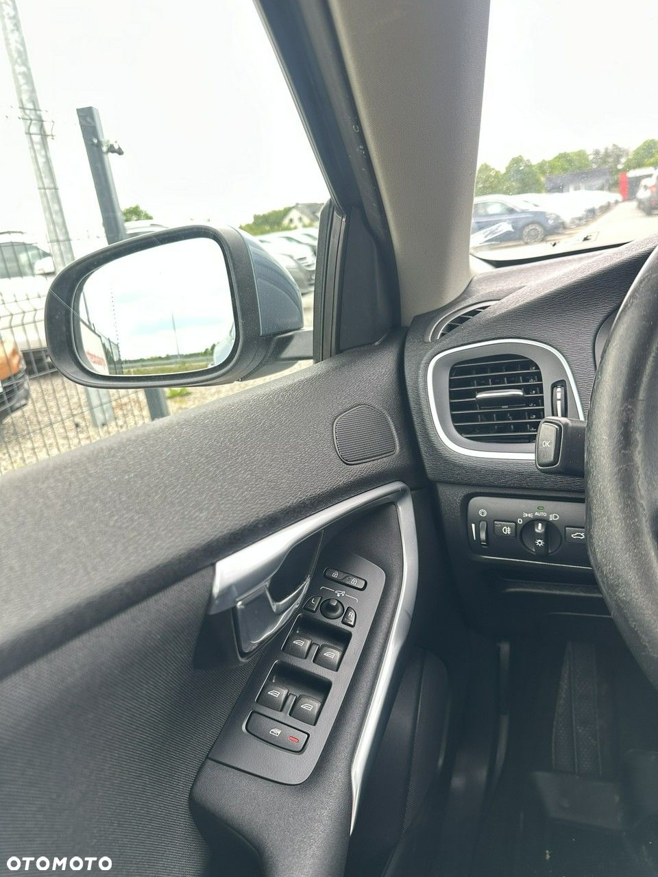 Volvo V40 - 17