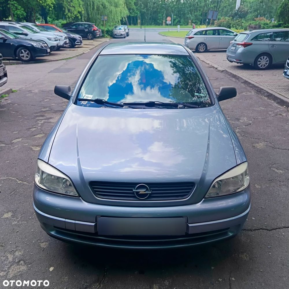 Opel Astra 1.4 - 8