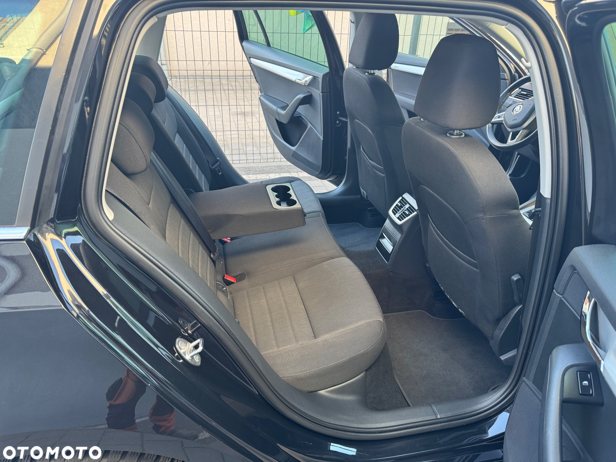 Skoda Octavia 2.0 TDI Edition - 8
