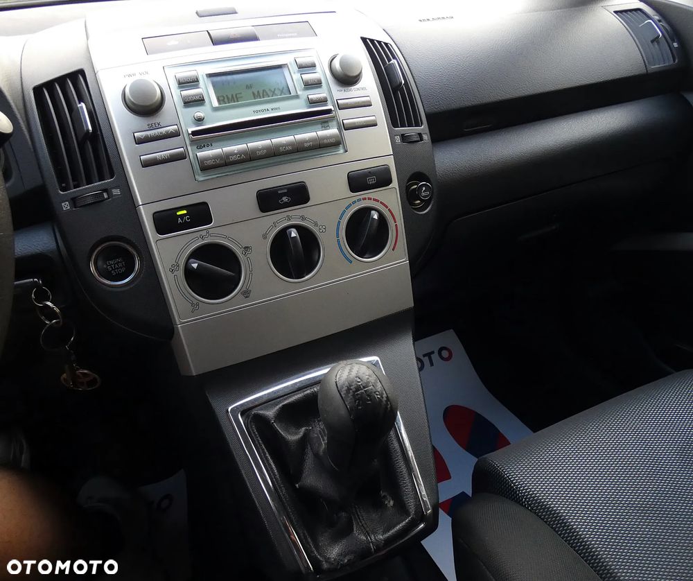 Toyota Corolla 1.8 CE - 31