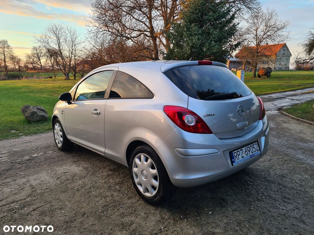 Opel Corsa - 9