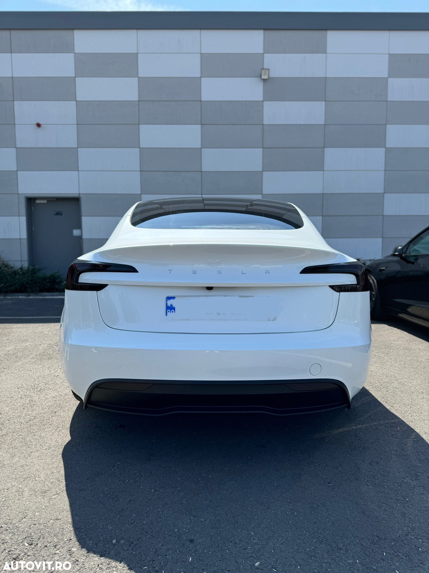 Tesla Model 3 Standard - 4