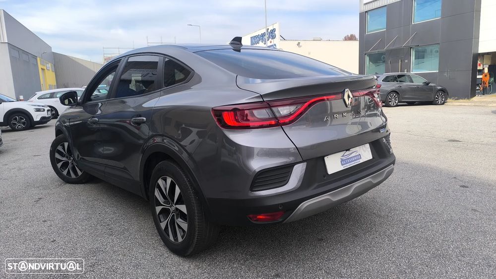 Renault Arkana 1.6 E-Tech Business - 15