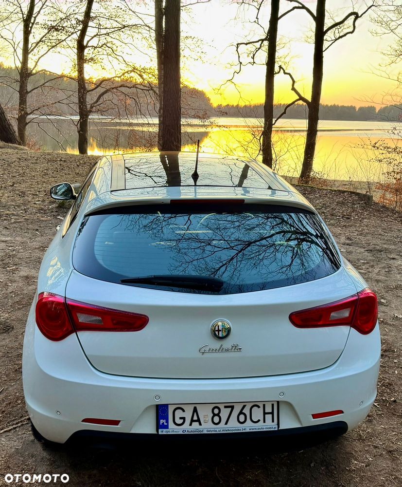 Alfa Romeo Giulietta 1.4 TB MultiAir Distinctive TCT - 10