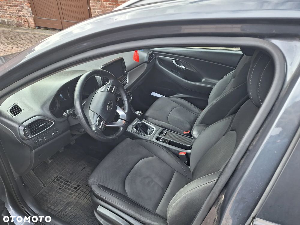 Hyundai i30 1.4 T-GDI Passion Plus - 9