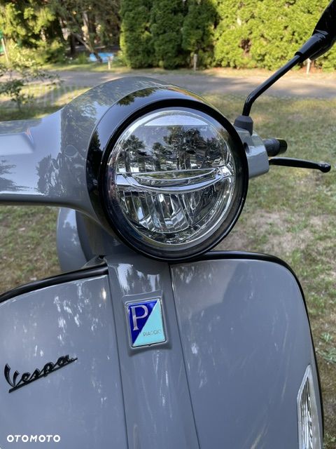 Vespa GTS - 8