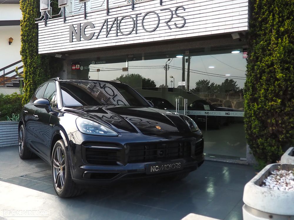 Porsche Cayenne E-Hybrid Tiptronic S Platinum Edition - 11