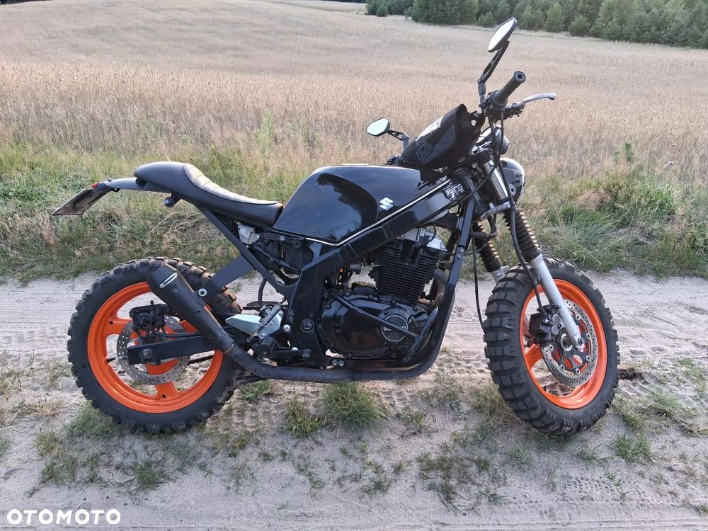 Suzuki GS - 1