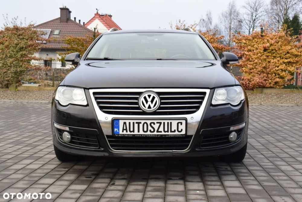 Volkswagen Passat - 4