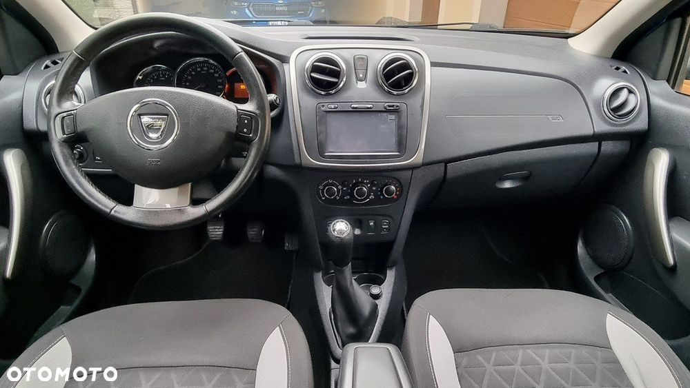 Dacia Sandero Stepway - 13