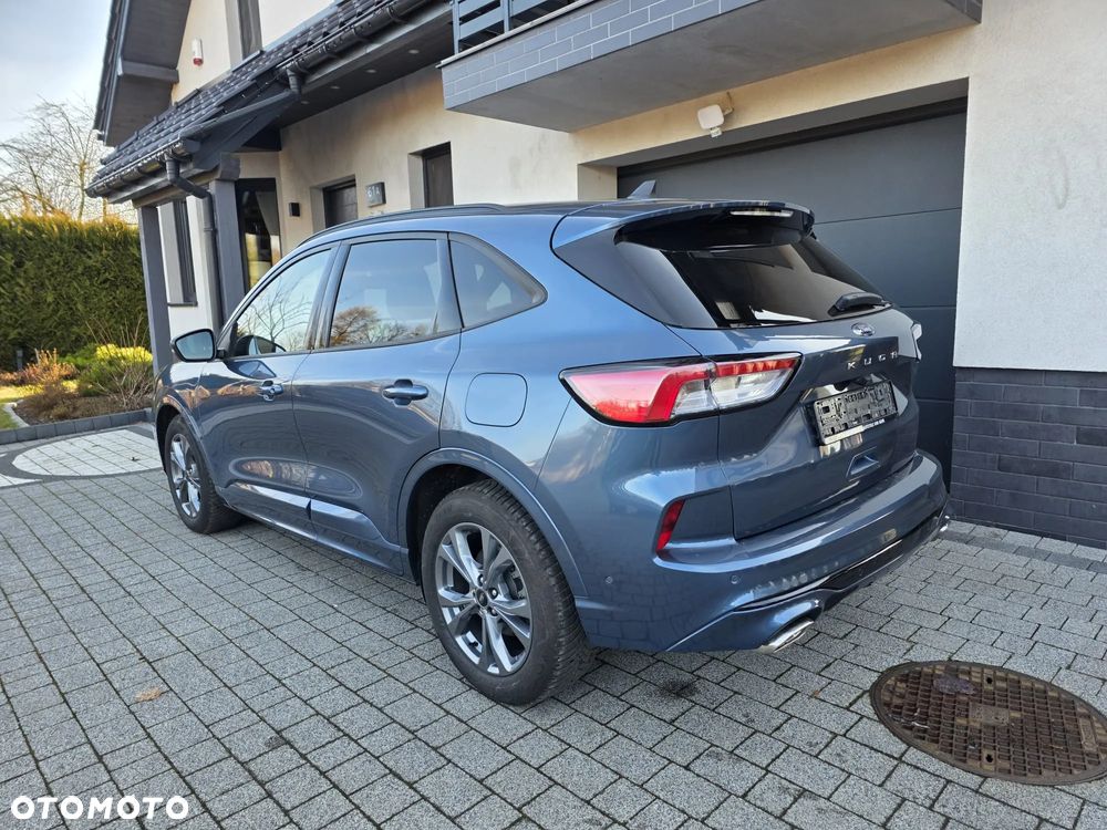 Ford Kuga 1.5 EcoBoost ST-LINE - 17
