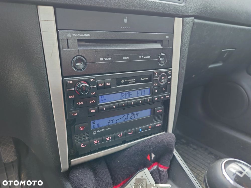 Volkswagen Bora Variant 1.9 TDI Highline - 14