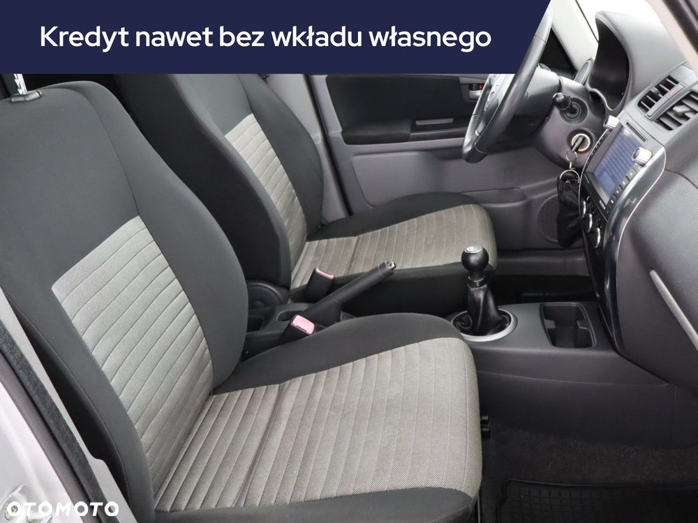 Suzuki SX4 - 11
