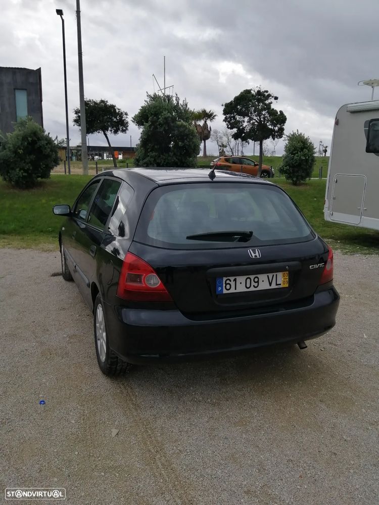 Honda Civic 1.4 LS - 11