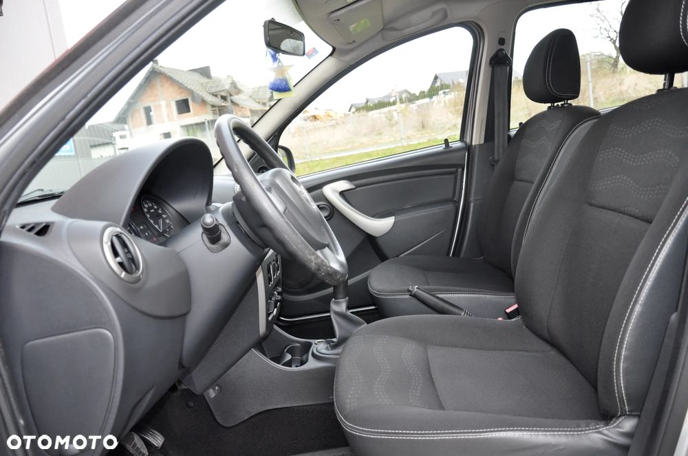 Dacia Sandero Stepway 1.6 - 25