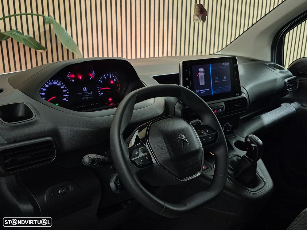 Peugeot Partner L1 - 95.000KM - 2021 | GARANTIA | NAC - 3 LUG. - 24