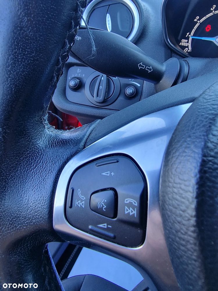Ford Fiesta - 16