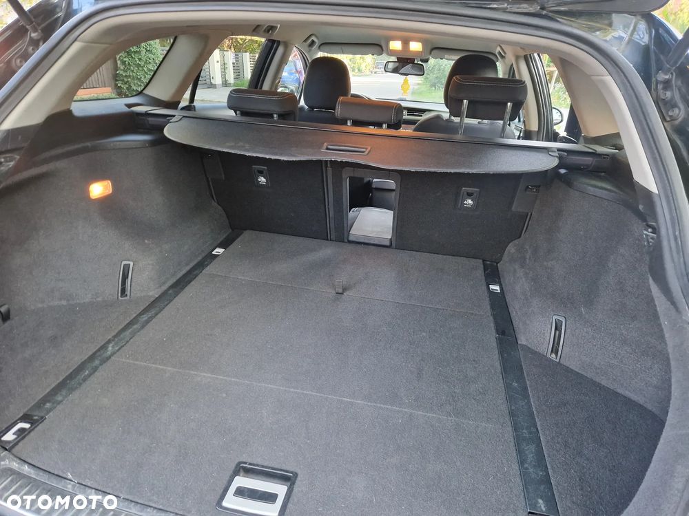 Toyota Avensis 2.0 D-4D Prestige - 16