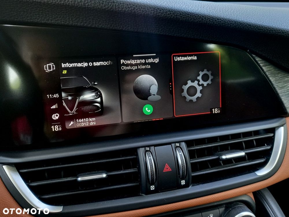 Alfa Romeo Giulia - 18