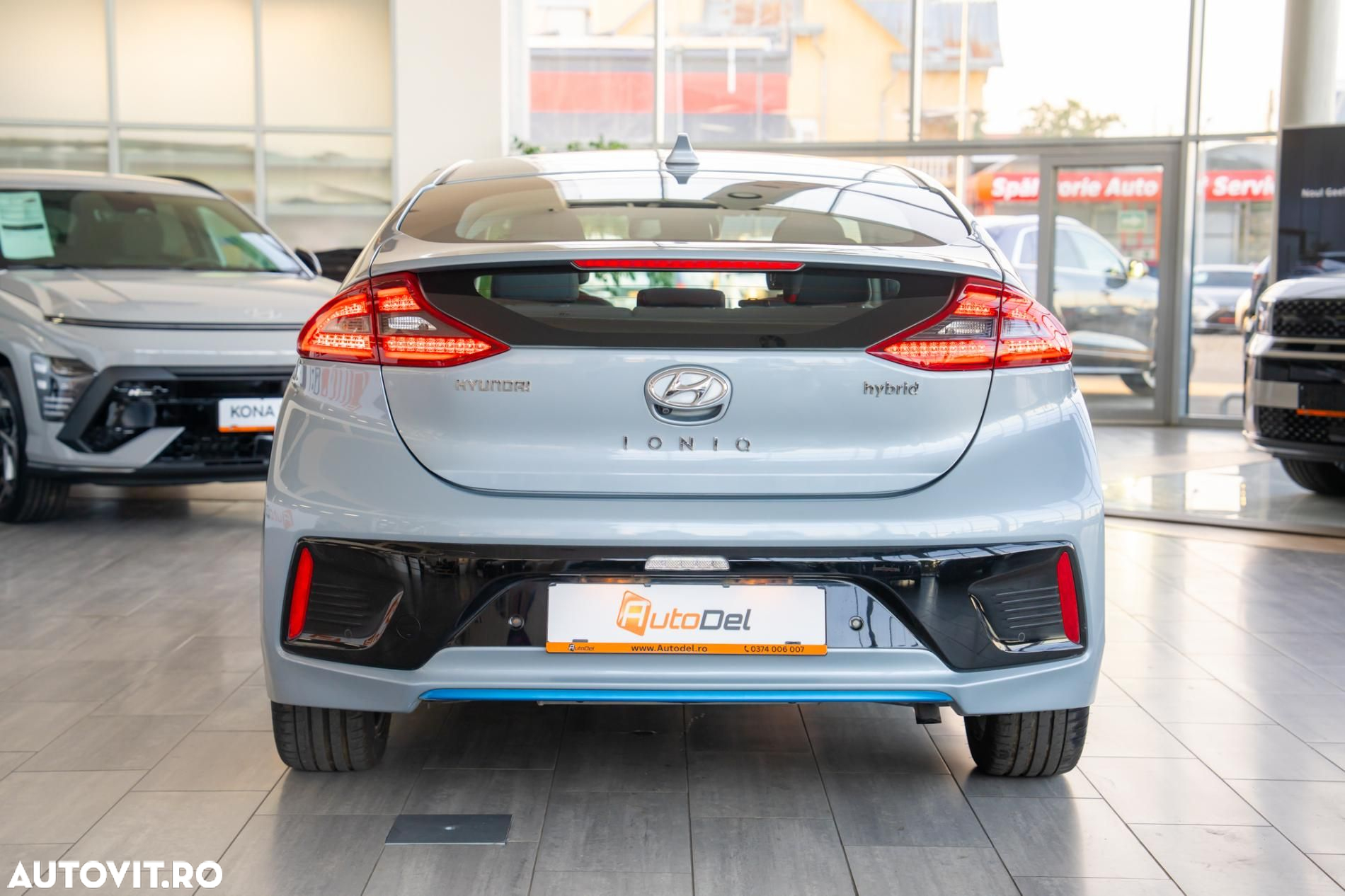 Hyundai IONIQ - 8