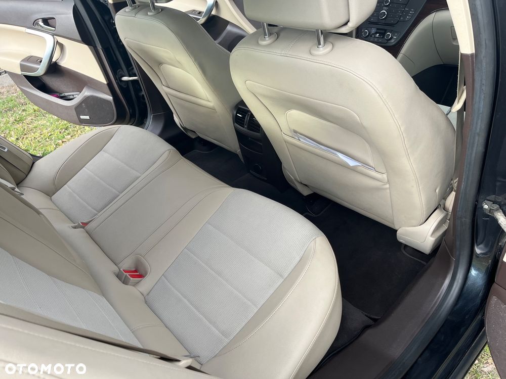 Opel Insignia 2.0 CDTI Cosmo - 9