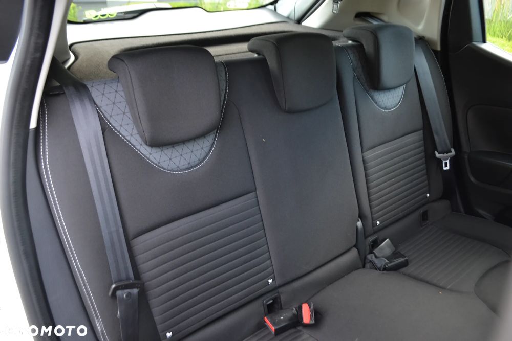 Renault Clio - 22