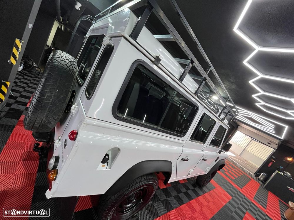 Land Rover Defender 110 DPF SE - 8