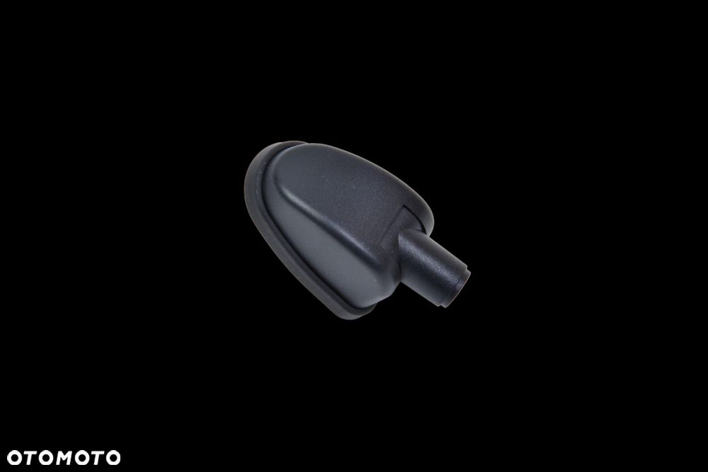 5801473636 Iveco Daily 2014 2019 mocowanie anteny samochodowej - 2