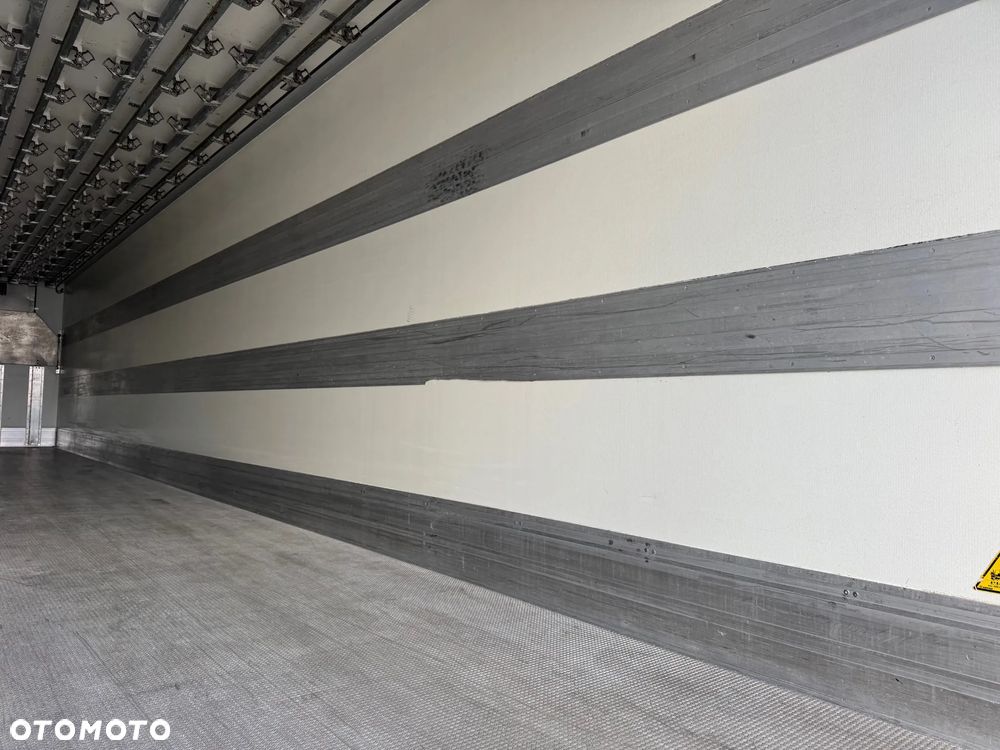 Krone Hakowa, Thermo King SLXi 400 - 15