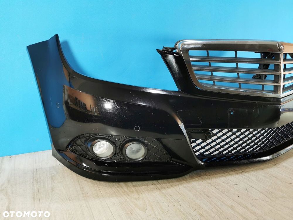Mercedes C-Klasa W204 Lift zderzak przód przedni PDC C197 - 2
