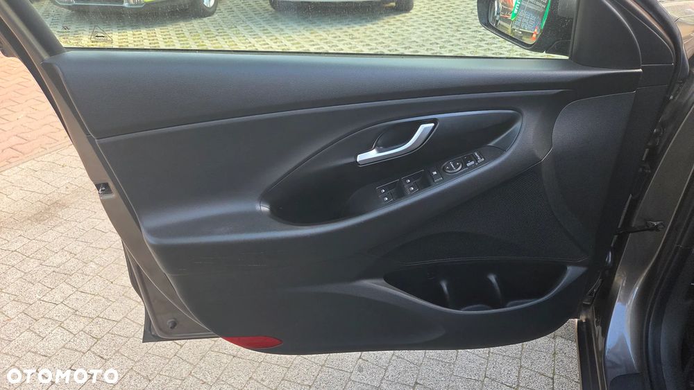 Hyundai i30 1.5 T-GDI 48V Premium - 23