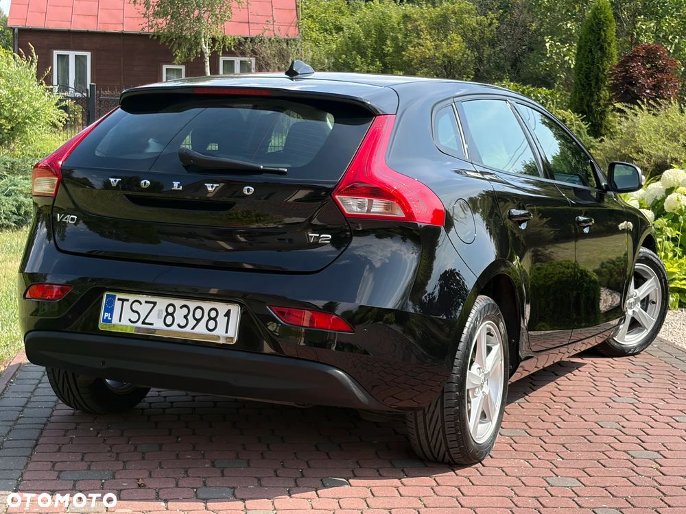 Volvo V40 T2 Momentum - 15