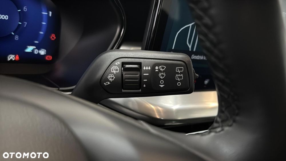 Ford Focus 1.0 EcoBoost mHEV Titanium X - 27