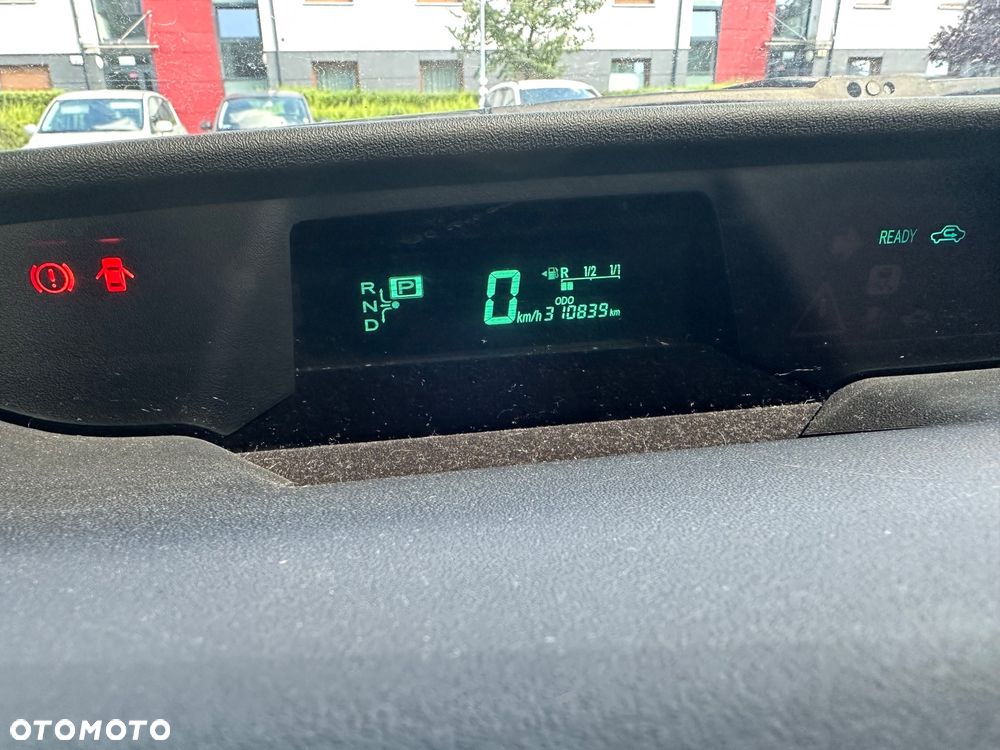 Toyota Prius 1.5 VVT-i Sol - 6