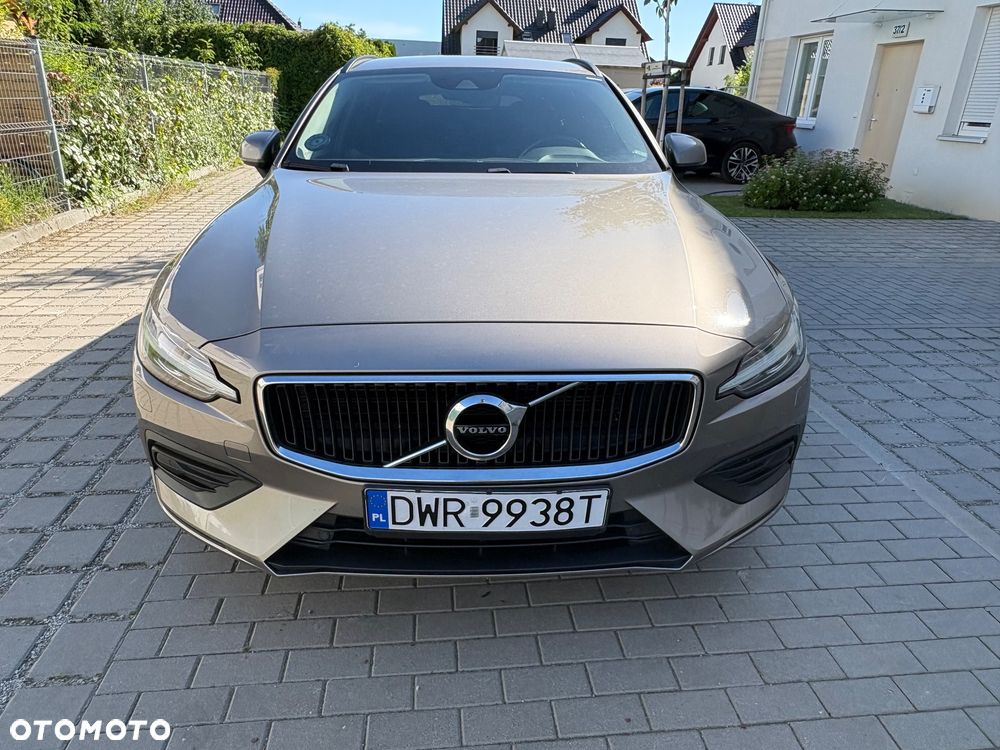 Volvo V60 D4 AWD Momentum Pro - 4