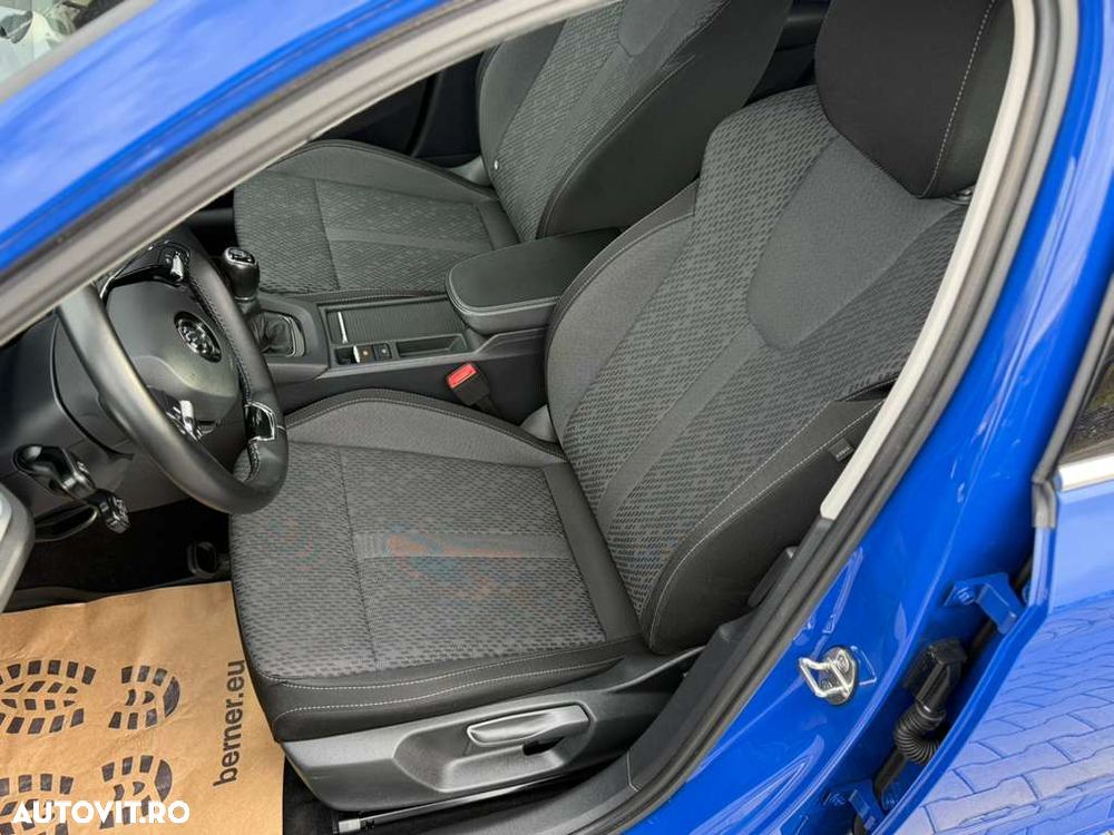 Skoda Octavia Combi 2.0 TDI Base - 27