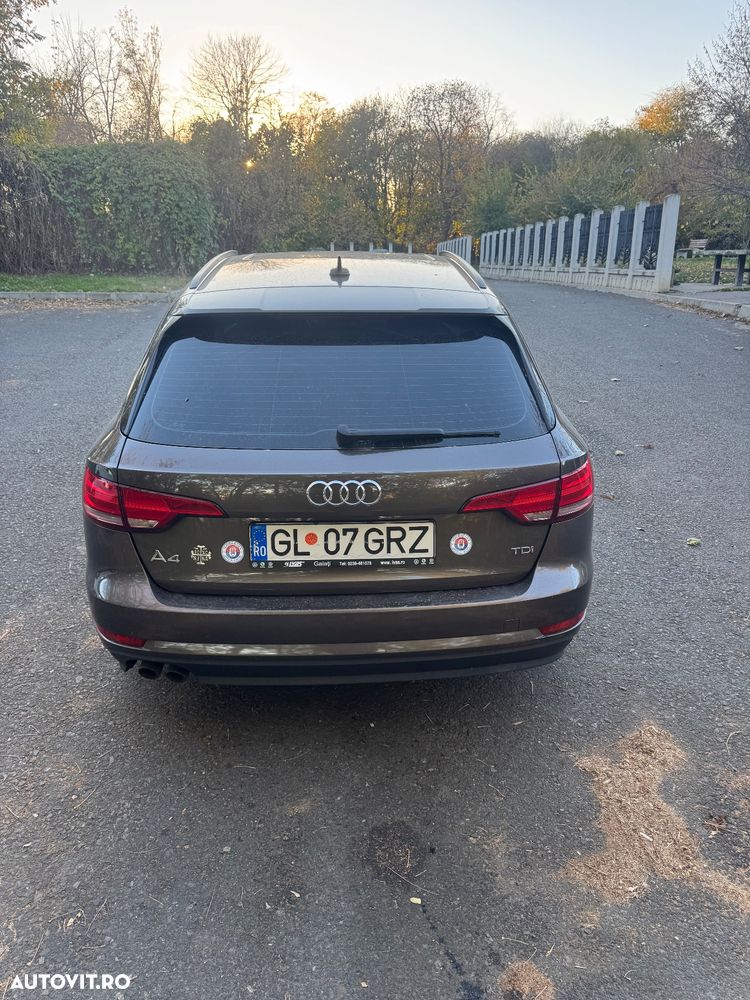 Audi A4 Avant 2.0 TDI S tronic - 16