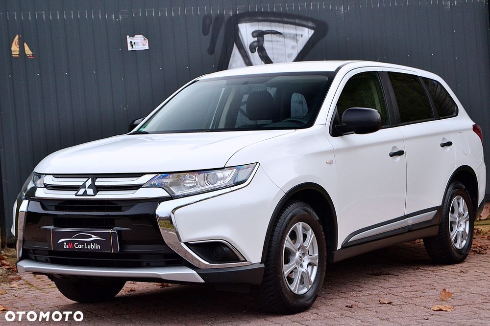 Mitsubishi Outlander 2.0 2WD Edition 100 - 9
