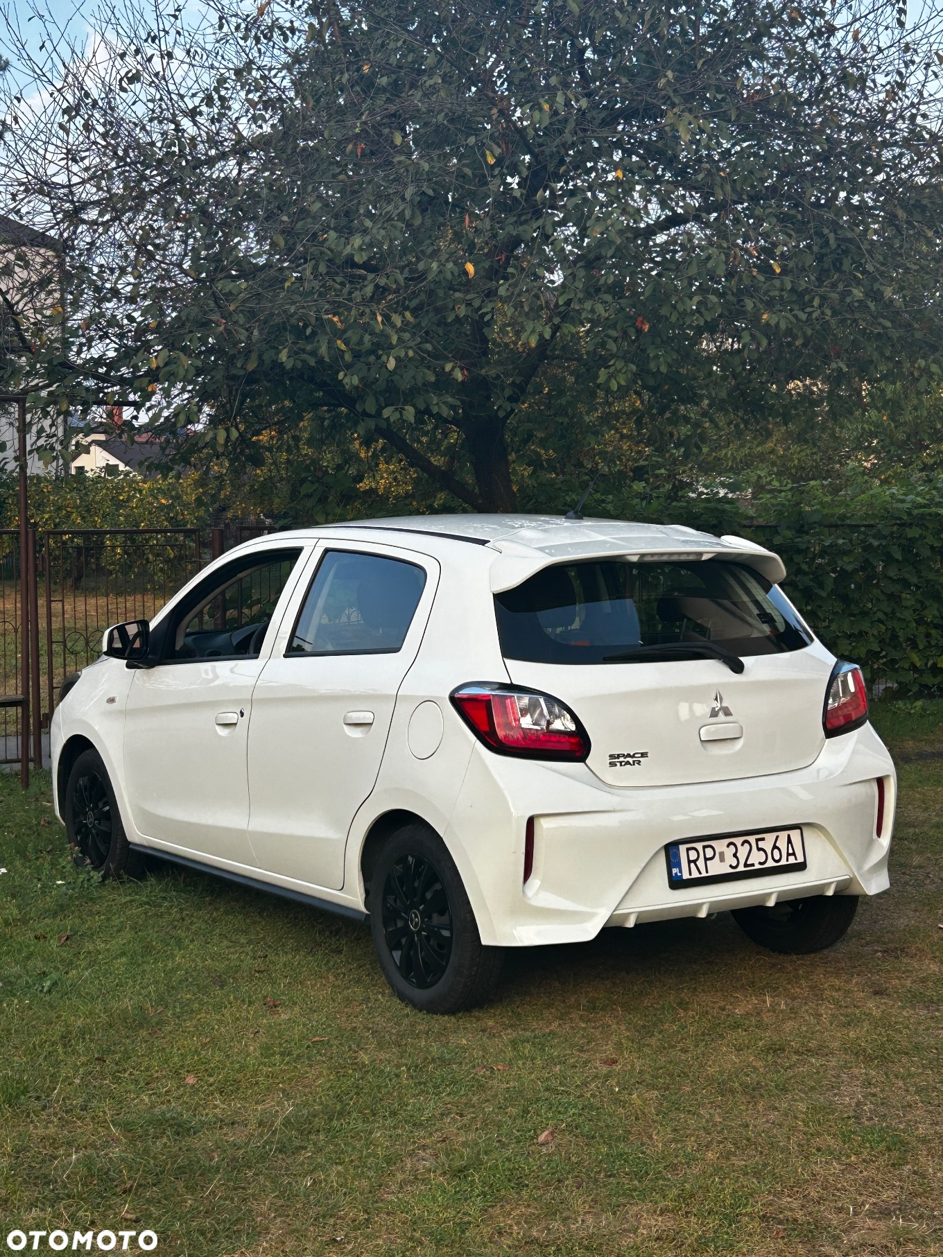 Mitsubishi Space Star - 9