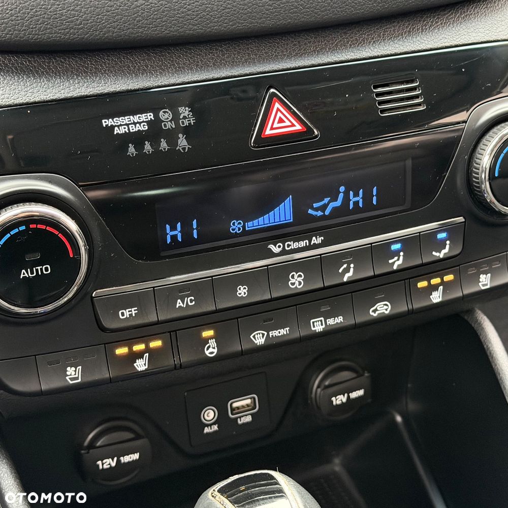 Hyundai Tucson 2.0 CRDI 4WD Automatik Premium - 36